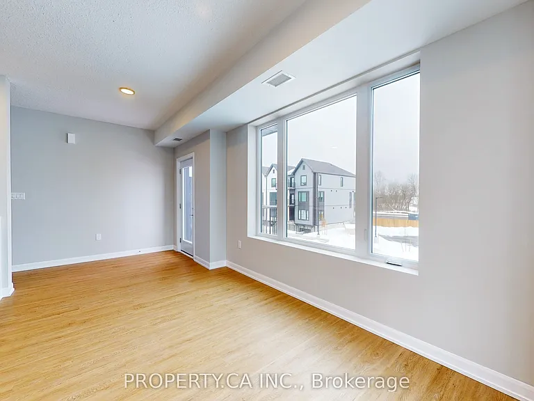 708 Woolwich St #303 — Photo 14