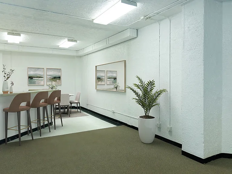 2935 N East St #D — Photo 7
