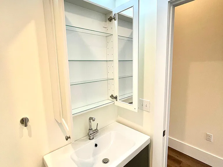 177 Chestnut St #2 — Photo 12