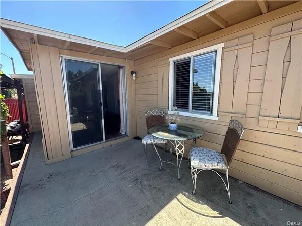 245 W Bobier Dr W, Vista, CA 92083