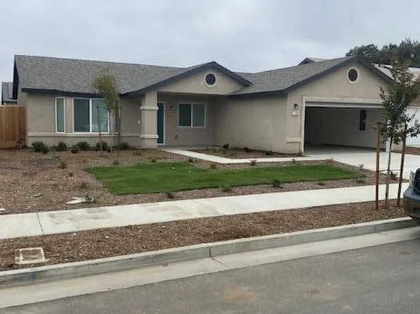 1166 S Royal Oak Court W, Porterville, CA 93257