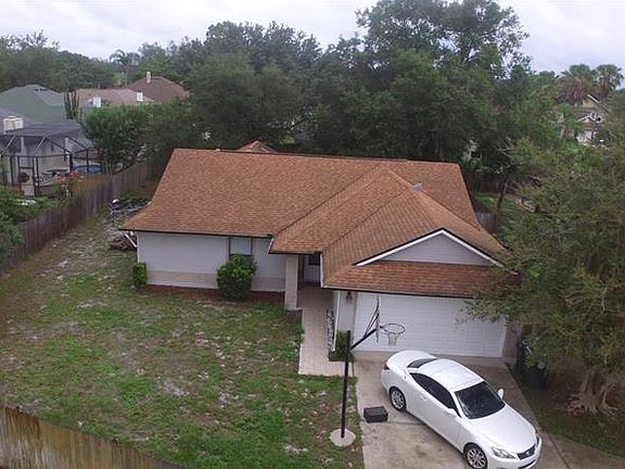 3rd image of 1017 Pond Apple Ct