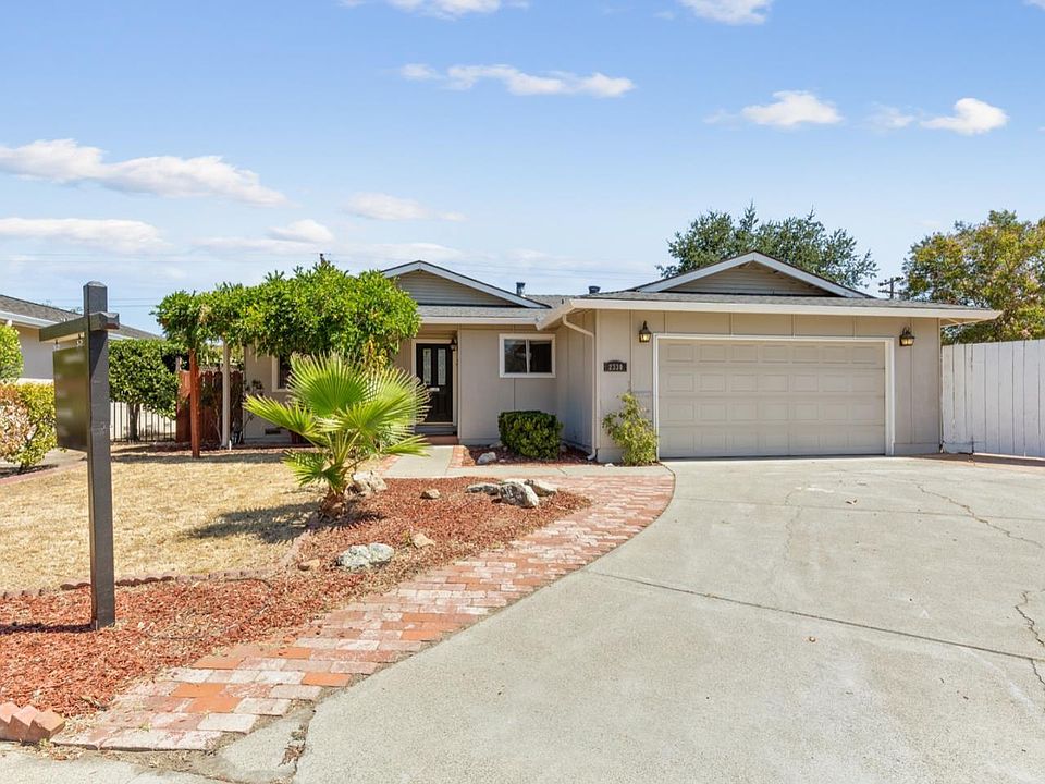 1st image of 2330 Valerie Ct