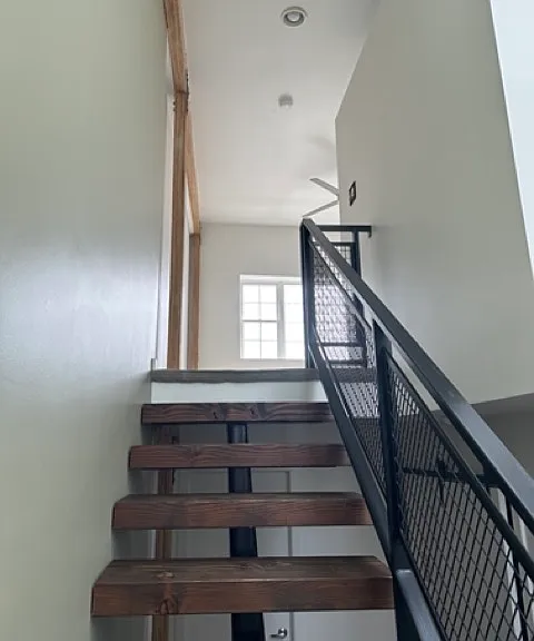 2821 Remington Ave — Photo 12