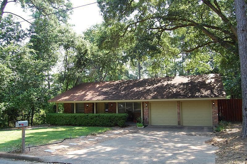 1st image of 1617 Woodland Ln