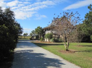 8910 Marsh Aire Ln, Edisto Island, SC 29438