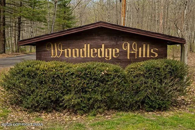 20 Woodledge Hills Dr photo 1