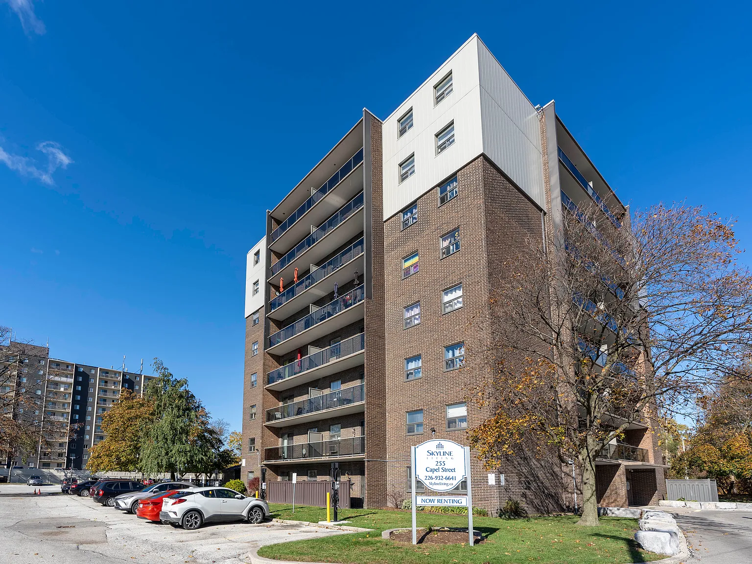 Claire Oak Apartments — Photo 2