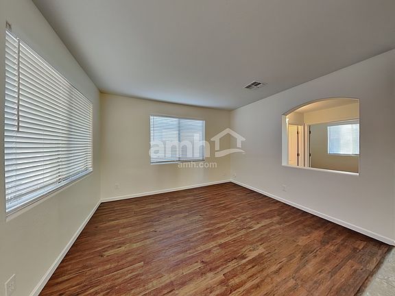 3rd image of 10345 W Raymond St