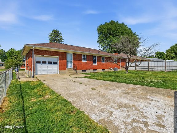 4th image of 2236 Deveron Dr