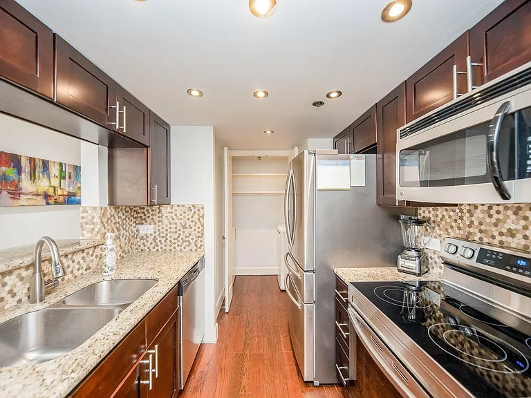 3525 Sage Rd #710 — Photo 10