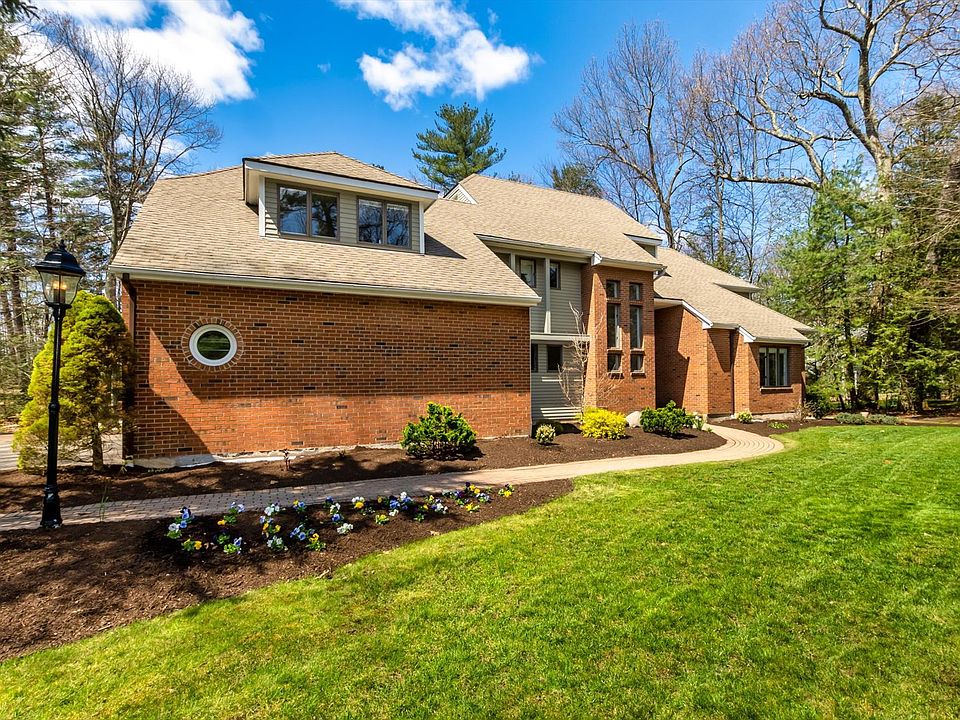1st image of 21 Wyngate Dr