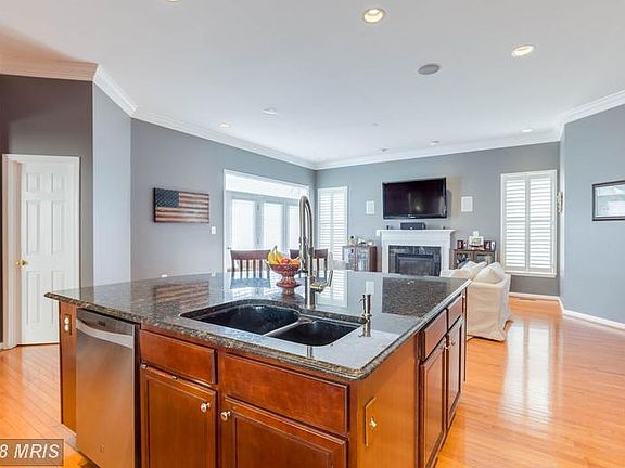 Gourmet Kitchen with Island and Breakfast Room
