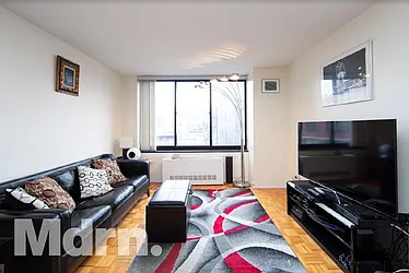 Rented by Mdrn Residential