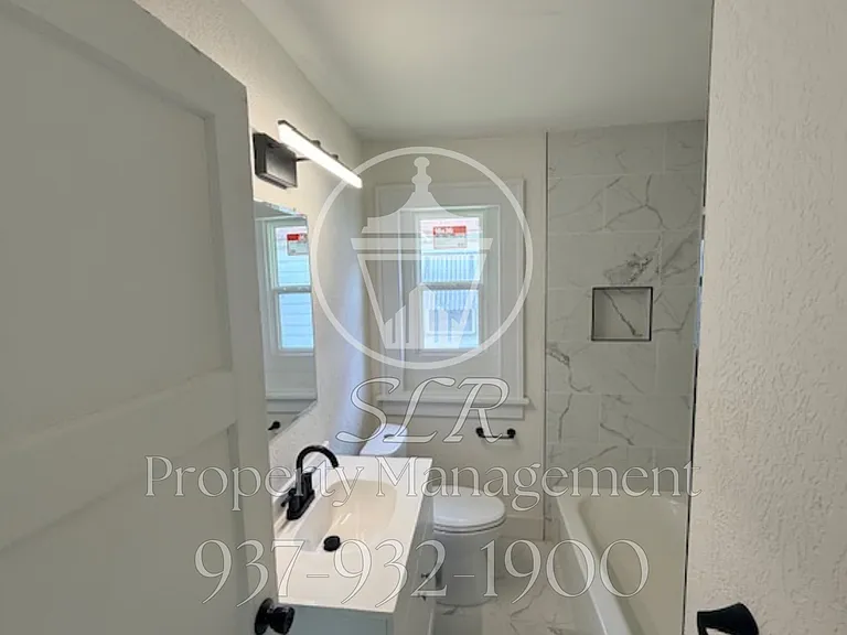 3925 Hoover Ave — Photo 3
