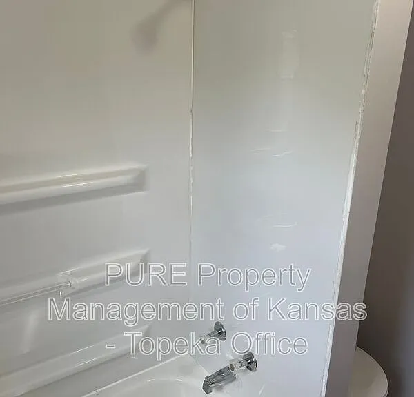 1208 Oak St #4 — Photo 15