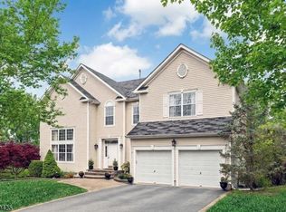 432 Rock Ridge Rd, Lake Hopatcong, NJ 07849