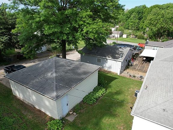 5th image of 3508 Scott St