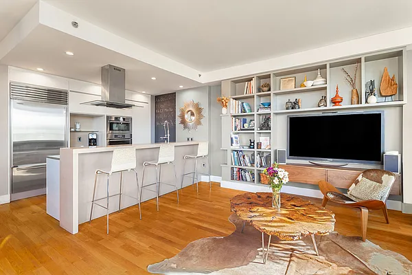 Sold by Brown Harris Stevens | media 4