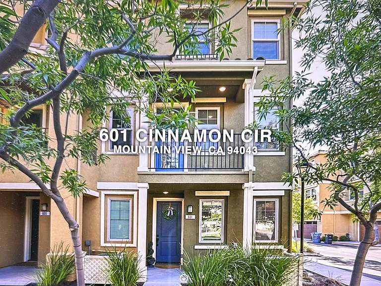 601 Cinnamon Cir — Photo 1
