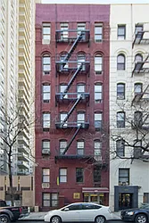 490 East 74th Street in Lenox Hill