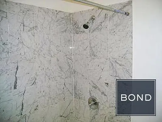 Rented by Bond New York | media 48