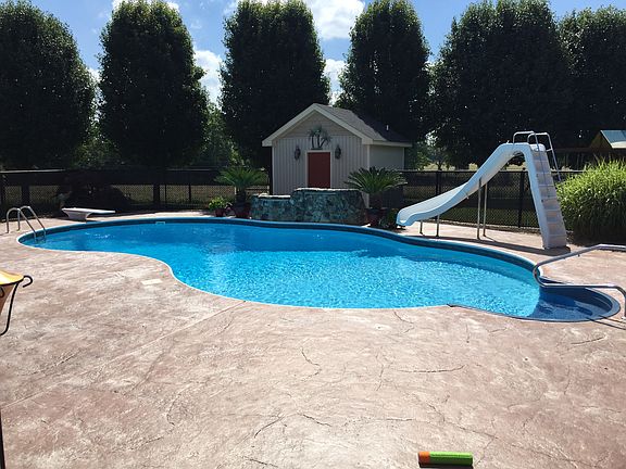 Pool house & rock waterfall