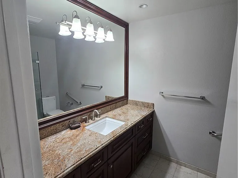 8933 Biscayne Ct #8933221G — Photo 20