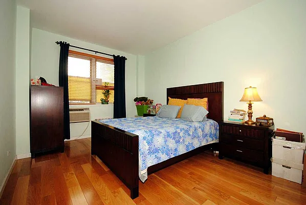 Sold by CENTURY 21 Sunny Gardens Realty, Inc. | media 10