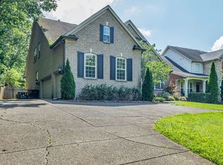 107 Cheek Rd, Nashville, TN 37205