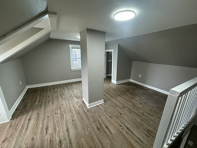 149 E Federal St — Photo 15