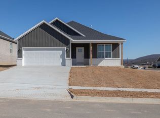 101 Magazine St, Prairie Grove, AR 72753