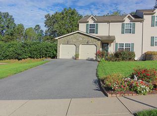 212 Jeffrey Ln, Northampton, PA 18067