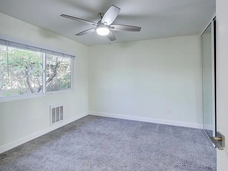 1654 Hollenbeck Avenue — Photo 12