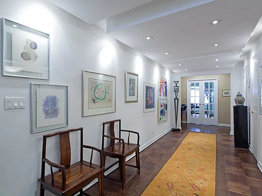 Sold by Sotheby's International Realty | media 16