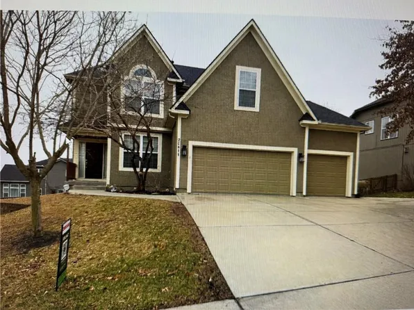 20811 W 48th St, Shawnee, KS 66218