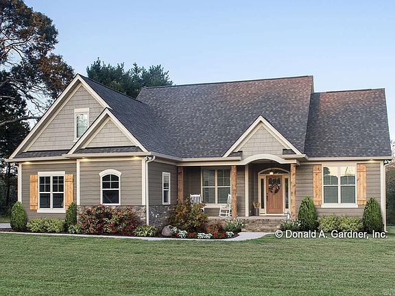 2nd image of 129 Riverstone Loop