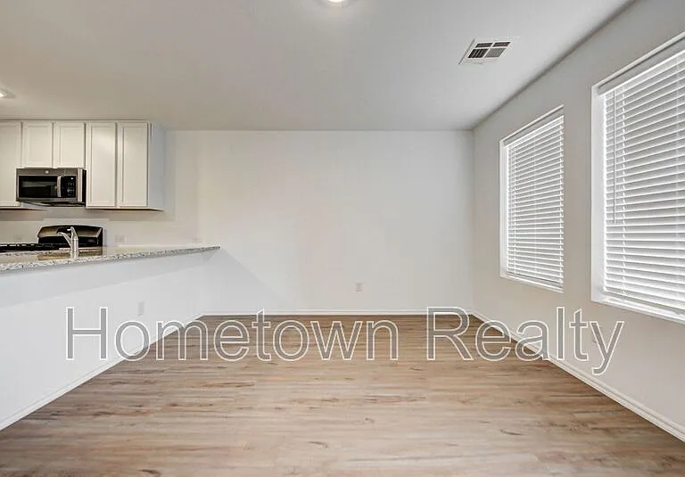 3308 NW 148th St — Photo 9
