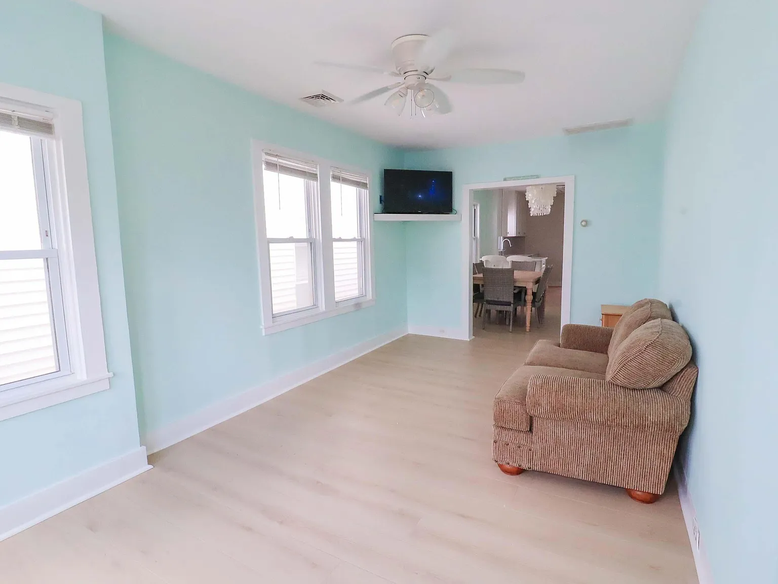2 bed, 1.0 bath, $1,500 — Photo 3