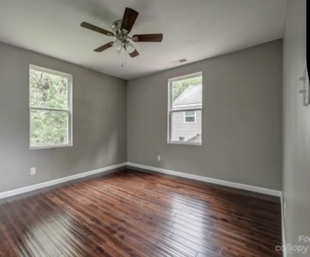 2 bed, 713 sqft, $1,800 — Photo 4