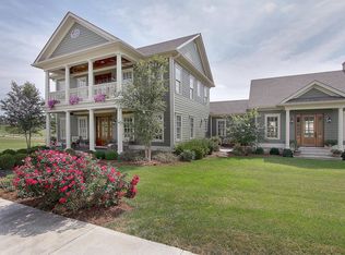 749 Keystone Dr, Bowling Green, KY 42103