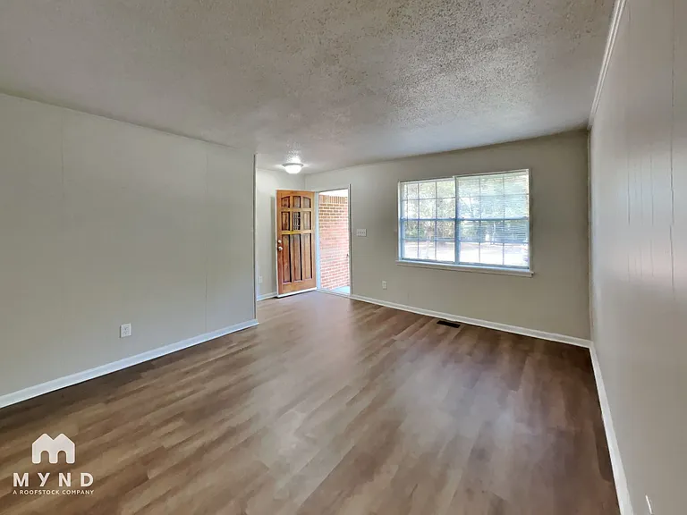 713 Kingman Rd — Photo 6