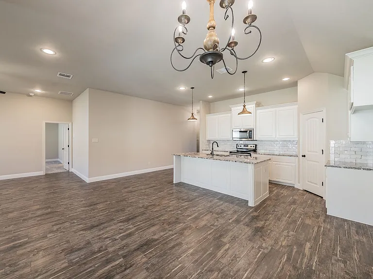 1625 Town Creek Cir — Photo 8