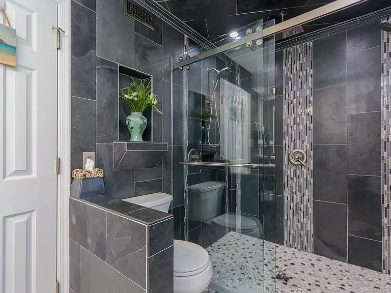 20B Freeman Dr — Photo 28
