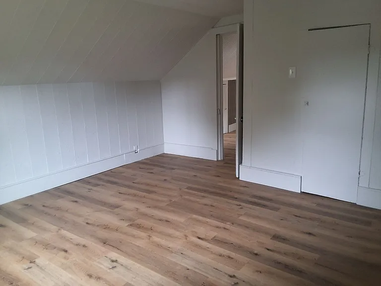109 E Main St — Photo 5