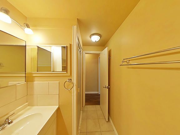 3rd image of 3917 57a Ave #Basement