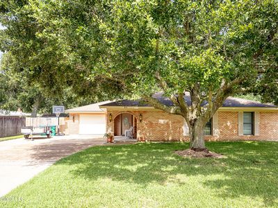 311 Bills Ave, Ocean Springs, MS, 39564