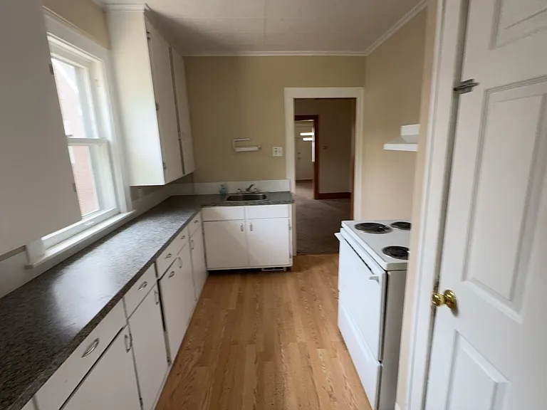 414 N Hayford Ave — Photo 7