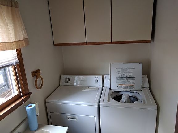 downstairs bathroom with laundry