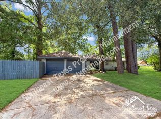 5180 Wildwood Dr, Beaumont, TX 77708